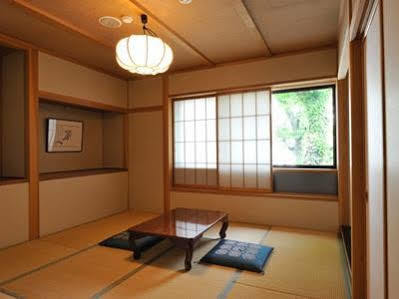 Hakuba Onsen Ryokan Shirouma-So מראה חיצוני תמונה